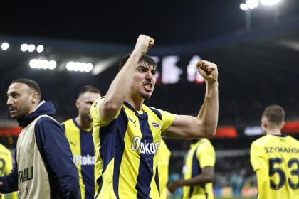 Fenerbahçe Transfer Planı: Rodrygo İçin Osimhen Taktigi - Spordan Haberler image 87XMHSDWW4 Fenerbahçe Transfer Planı: Rodrygo İçin Osimhen Taktigi