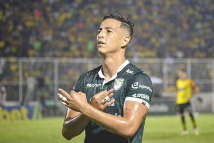 image 92MG1Y2L4X Miguel Parrales: Gruplar Arasında Kazanma Gücü