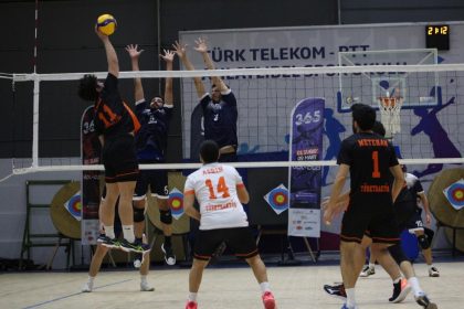 ÇHGM Voleybol Turnuvası: Kız Çocuk Takımımız Finale Yükseldi - Spordan Haberler image JP0FMP7N7B ÇHGM Voleybol Turnuvası: Kız Çocuk Takımımız Finale Yükseldi