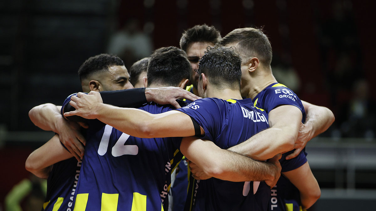 VOLEYBOLERKEK Efeler Ligi'nde Altekma'yı Mağlup Eden Fenerbahçe Medicana'nın Zaferi