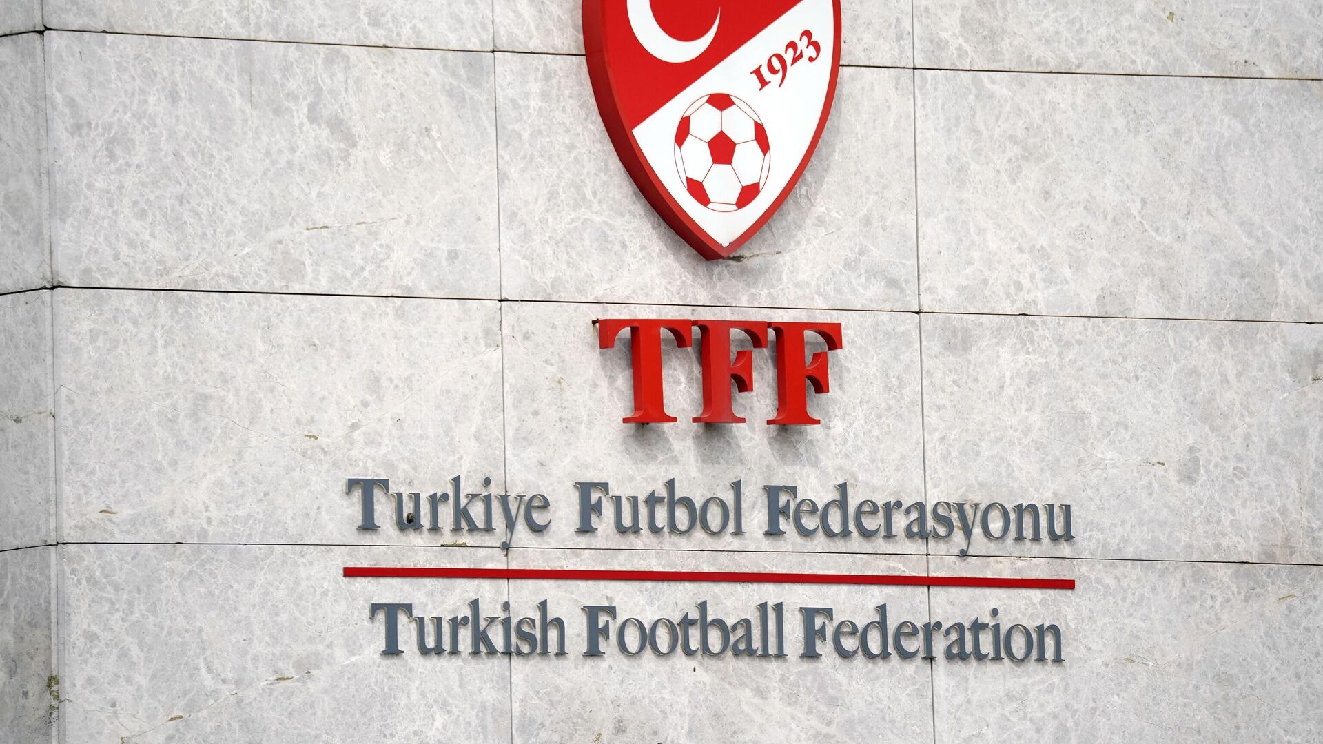 TFF Tahkim Kurulu bahis skandalında 35 futbolcuya verilen hak mahrumiyeti cezalarını onadı - Spordan Haberler TFF Tahkim Kurulu bahis skandalında 35 futbolcuya verilen hak mahrumiyeti cezalarını onadı