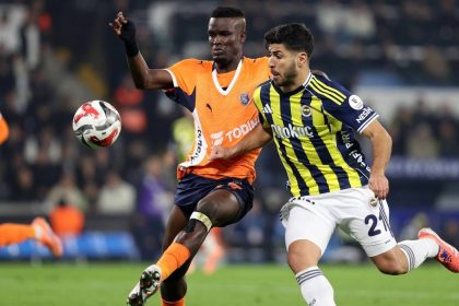 Fenerbahçe Öne Geçtiği Maçta Başakşehir’le Berabere Kaldı: 1-1