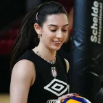 Beşiktaş Kadın Voleybol Takımı, Orta Oyuncu Ceren Karagöl ile Yollarını Ayırdı