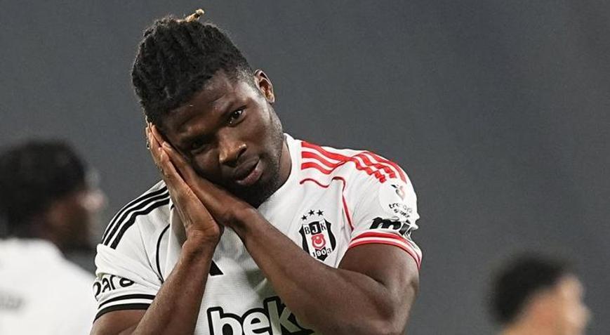Beşiktaş’ta El Bilal Toure için kritik karar: Satın alma opsiyonu 15 gole mi bağlı?