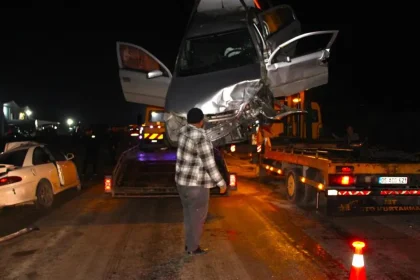 Amasya’da kafa kafaya çarpışma: Can pazarı yaşandı, 8 yaralı hastaneye kaldırıldı - Spordan Haberler Amasya’da kafa kafaya çarpışma: Can pazarı yaşandı, 8 yaralı hastaneye kaldırıldı