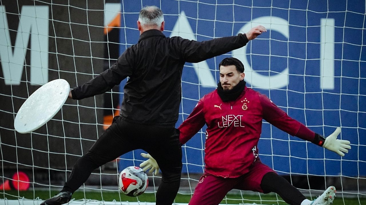 Galatasaray, Süper Lig’de Samsunspor Deplasmanı Öncesi Son Antrenmanını Tamamladı - Spordan Haberler Galatasaray, Süper Lig’de Samsunspor Deplasmanı Öncesi Son Antrenmanını Tamamladı
