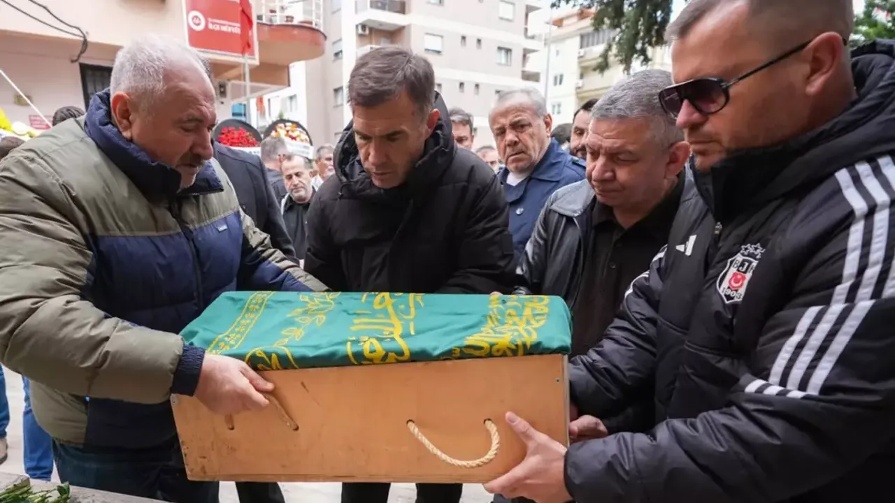 Beşiktaş Efsanesi Feyyaz Uçar’ın Torunu Can Arbay Gözyaşlarıyla Son Yolculuğuna Uğurlandı