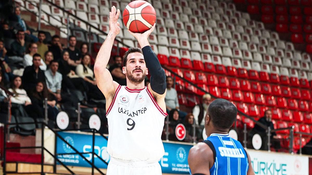 Gaziantep Basketbol, Kağıtspor’u Mağlup Ederek Türkiye Basketbol Ligi’ne Galibiyetle Başladı