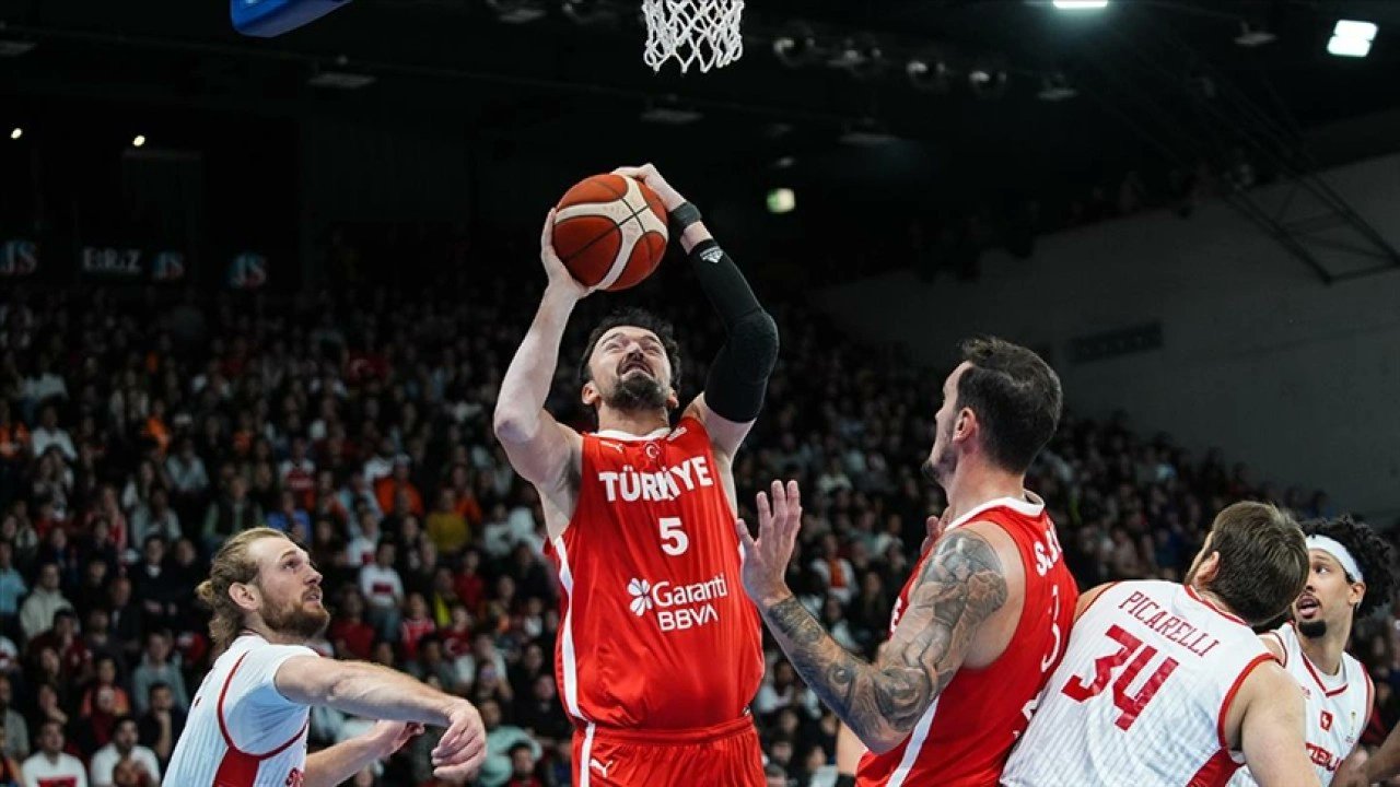 A Milli Erkek Basketbol Takımı, İsviçre’yi Deplasmanda 85-60 Mağlup Ederek 2027 Dünya Kupası Elemelerine Galibiyetle Devam Etti