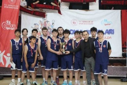 2026 okul sporları basketbolda final heyecanı: Genç erkeklerde Düzce Fen Lisesi, genç kızlarda Atatürk Anadolu Lisesi şampiyon oldu - Spordan Haberler 2026 okul sporları basketbolda final heyecanı: Genç erkeklerde Düzce Fen Lisesi, genç kızlarda Atatürk Anadolu Lisesi şampiyon oldu