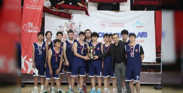 2026 okul sporları basketbolda final heyecanı: Genç erkeklerde Düzce Fen Lisesi, genç kızlarda Atatürk Anadolu Lisesi şampiyon oldu