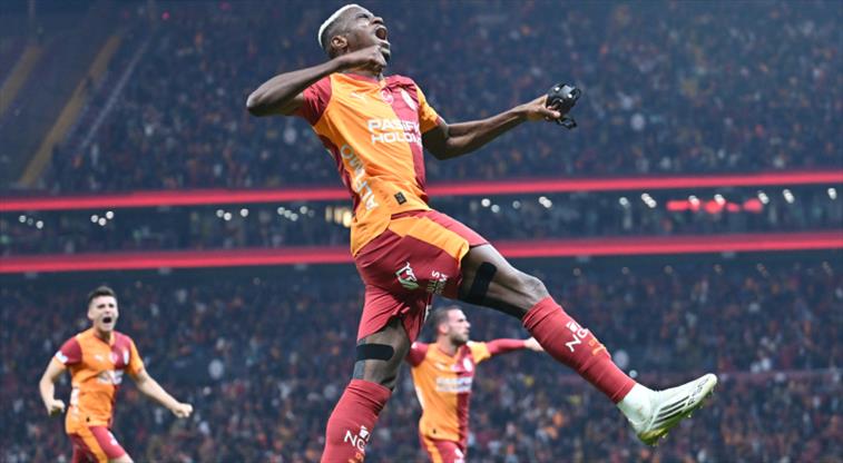 Galatasaray’ın Nijeryalı golcüsü Victor Osimhen fırtına gibi esiyor - Spordan Haberler Galatasaray’ın Nijeryalı golcüsü Victor Osimhen fırtına gibi esiyor