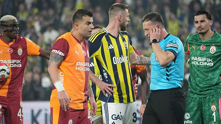 Galatasaray’ın derbi talebine TFF’den flaş yanıt: Kritik görüşmenin perde arkası ortaya çıktı - Spordan Haberler Galatasaray’ın derbi talebine TFF’den flaş yanıt: Kritik görüşmenin perde arkası ortaya çıktı
