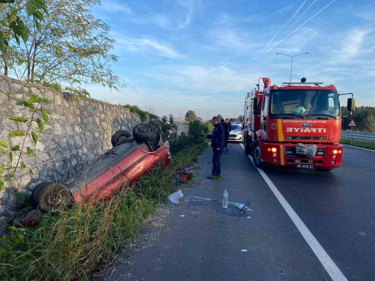 Samsun 19 Mayıs’ta Samsun-Sinop Karayolu Üzerinde Takla Atan Otomobilde 2 Kişi Yaralandı - Spordan Haberler Samsun 19 Mayıs’ta Samsun-Sinop Karayolu Üzerinde Takla Atan Otomobilde 2 Kişi Yaralandı