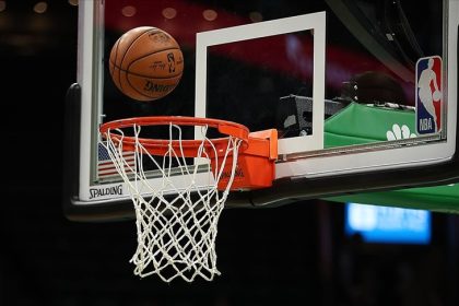 NBA’de Son Şampiyon Thunder, Mavericks’i Farklı Geçip Serisini 14 Maça Taşıdı